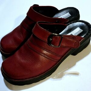 Josef Seibel The European Comfort Shoe-Red Leather Lug Sole Slip-on Mule